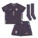 Camisa de time de futebol Inglaterra Kyle Walker #2 Replicas 2º Equipamento Infantil Europeu 2024 Manga Curta (+ Calças curtas)